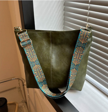 Large Capacity PU Bucket Crossbody Bag
