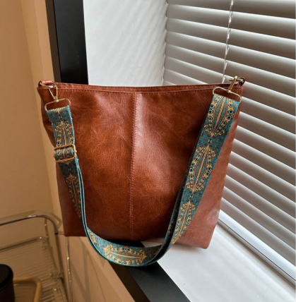 Large Capacity PU Bucket Crossbody Bag
