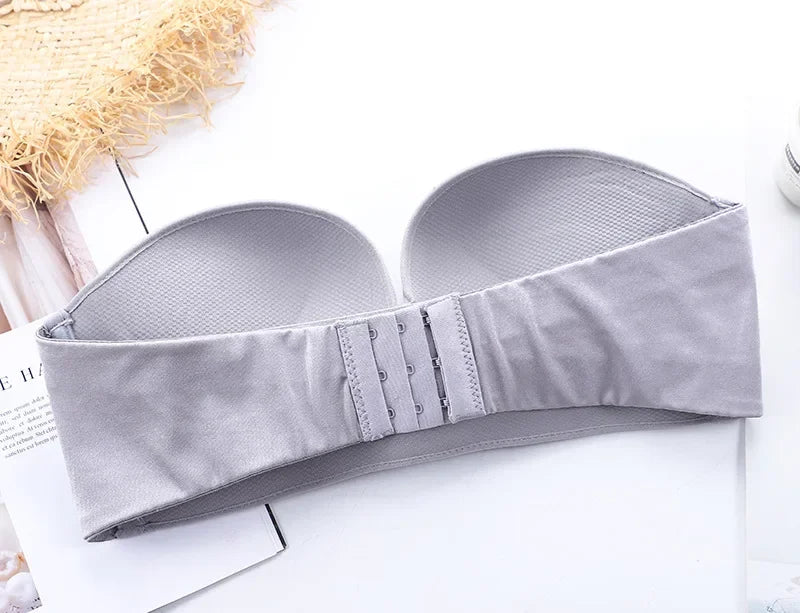 Invisible Strapless Push-Up Bra – Front Buckle
