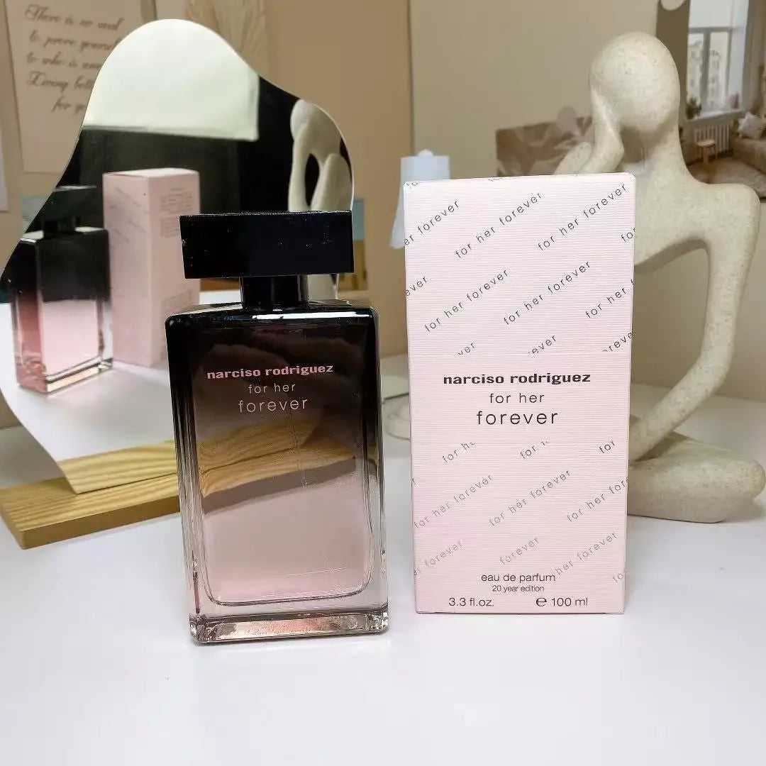 Musk Floral Eau de Toilette – Luxury Pink Bottle