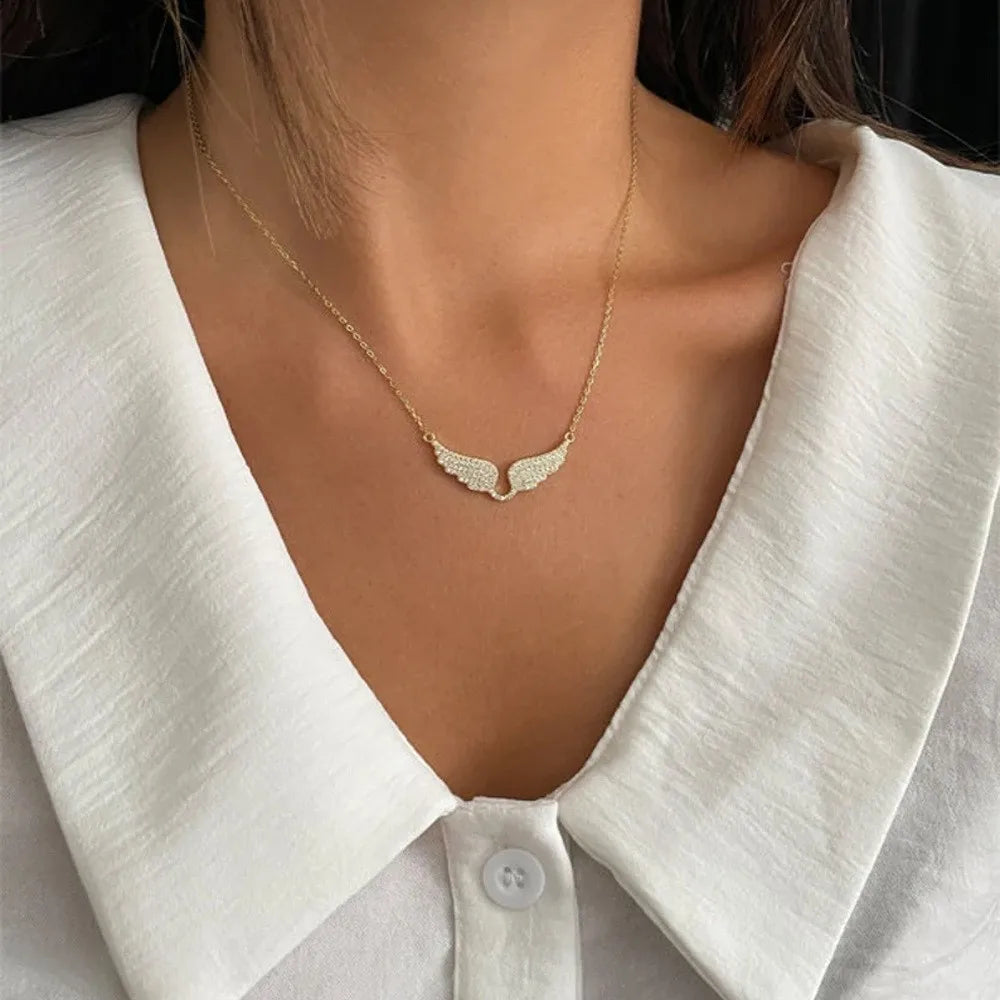 1PC Angel Wing Necklace For Women Gold Color Angle's Wings Fashion Cubic Zirconia Necklace Titanium Steel Clavicle Chain