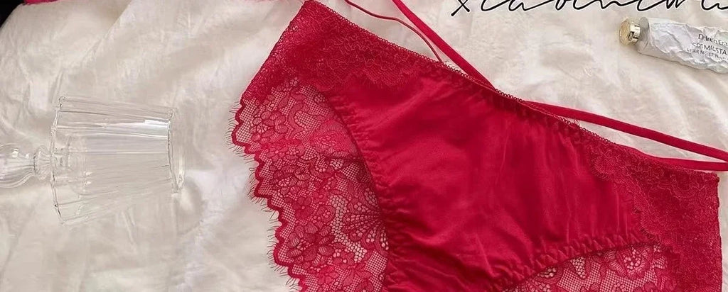 Lace Cut-Out Bralette Set – Padded Two-Piece