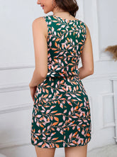 Leaf Print Sleeveless Dress printed design