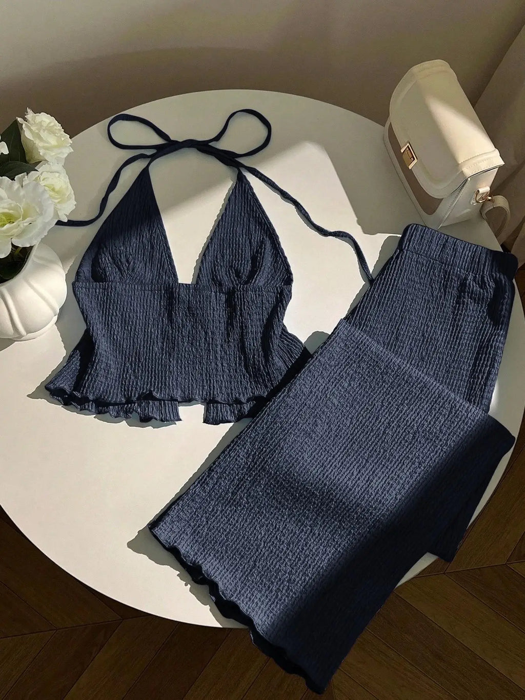 Women's Textured Neckline Top And Wide Leg Pants Set Deep V-Neck Design Front Tie Detail Elastic Waist Design 2-Piece Outfit