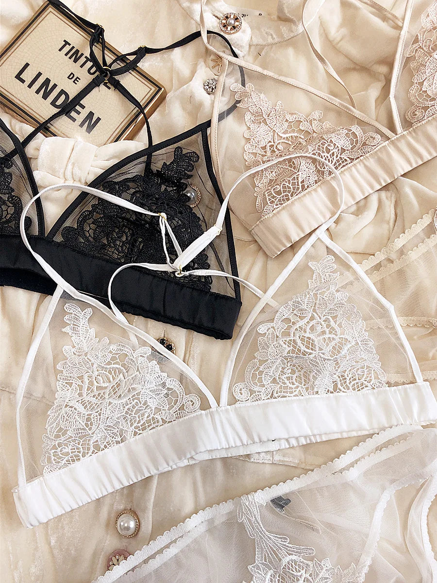 Embroidered lace ultra-thin non-steel ring triangle cup beauty back bra set hollow mesh underwear bras show small