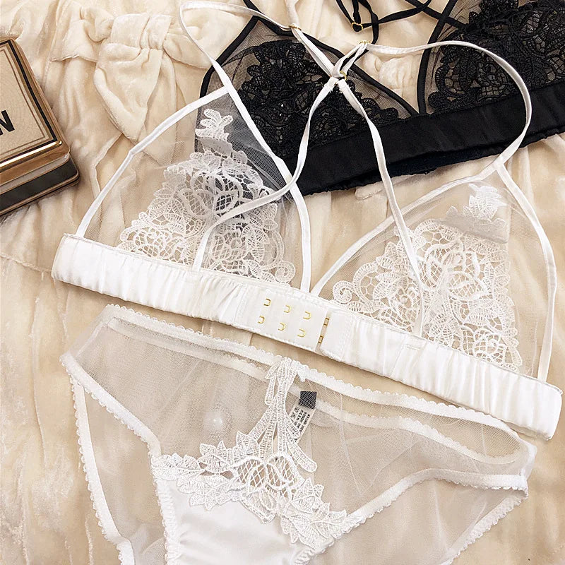 Embroidered lace ultra-thin non-steel ring triangle cup beauty back bra set hollow mesh underwear bras show small